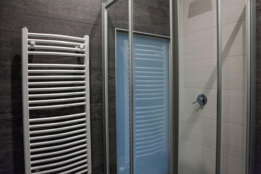 Apartment Downtown Ulloi 3 Будапеща Екстериор снимка